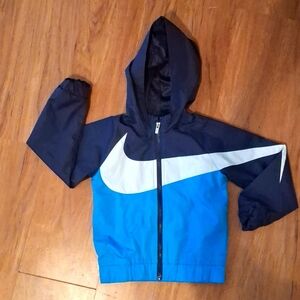 Nike Windbreaker Hooded Jacket 4T